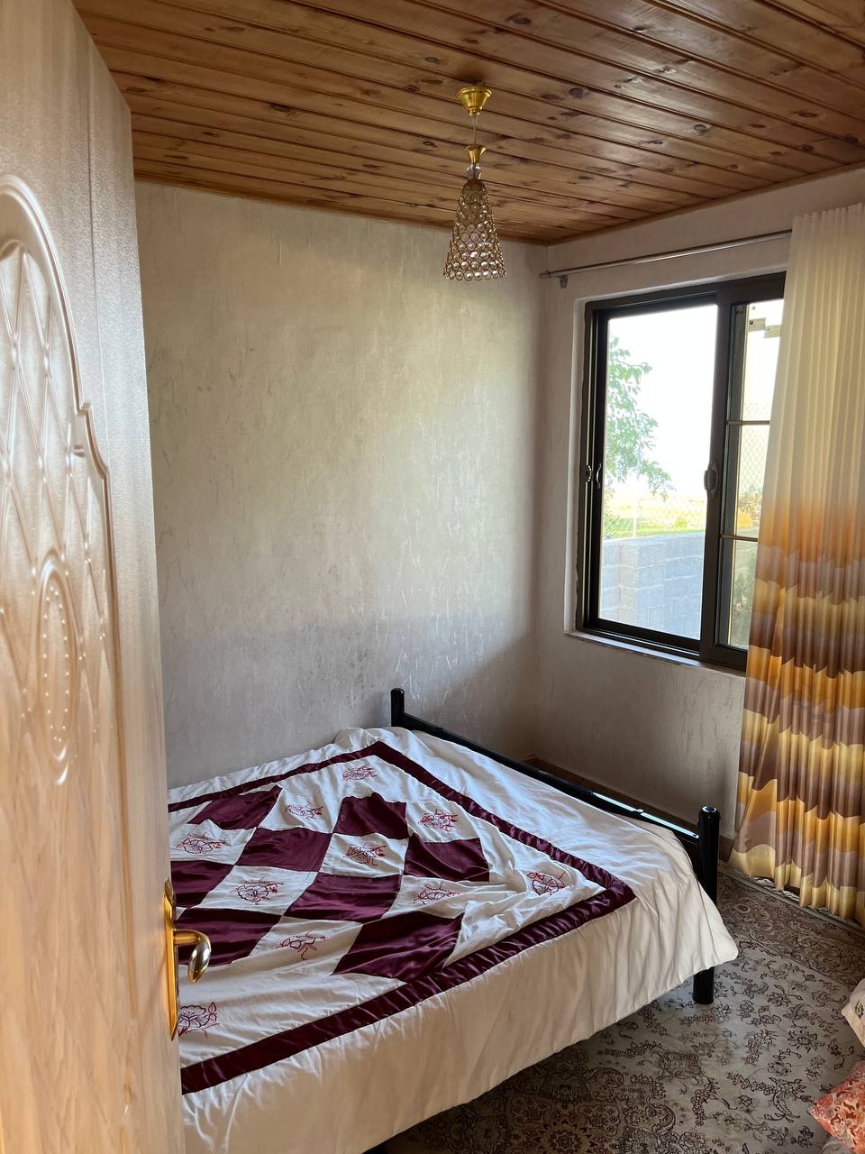 اجاره ویلا تک خواب نزدیک ساحل در اوتار لیسار - گیلان