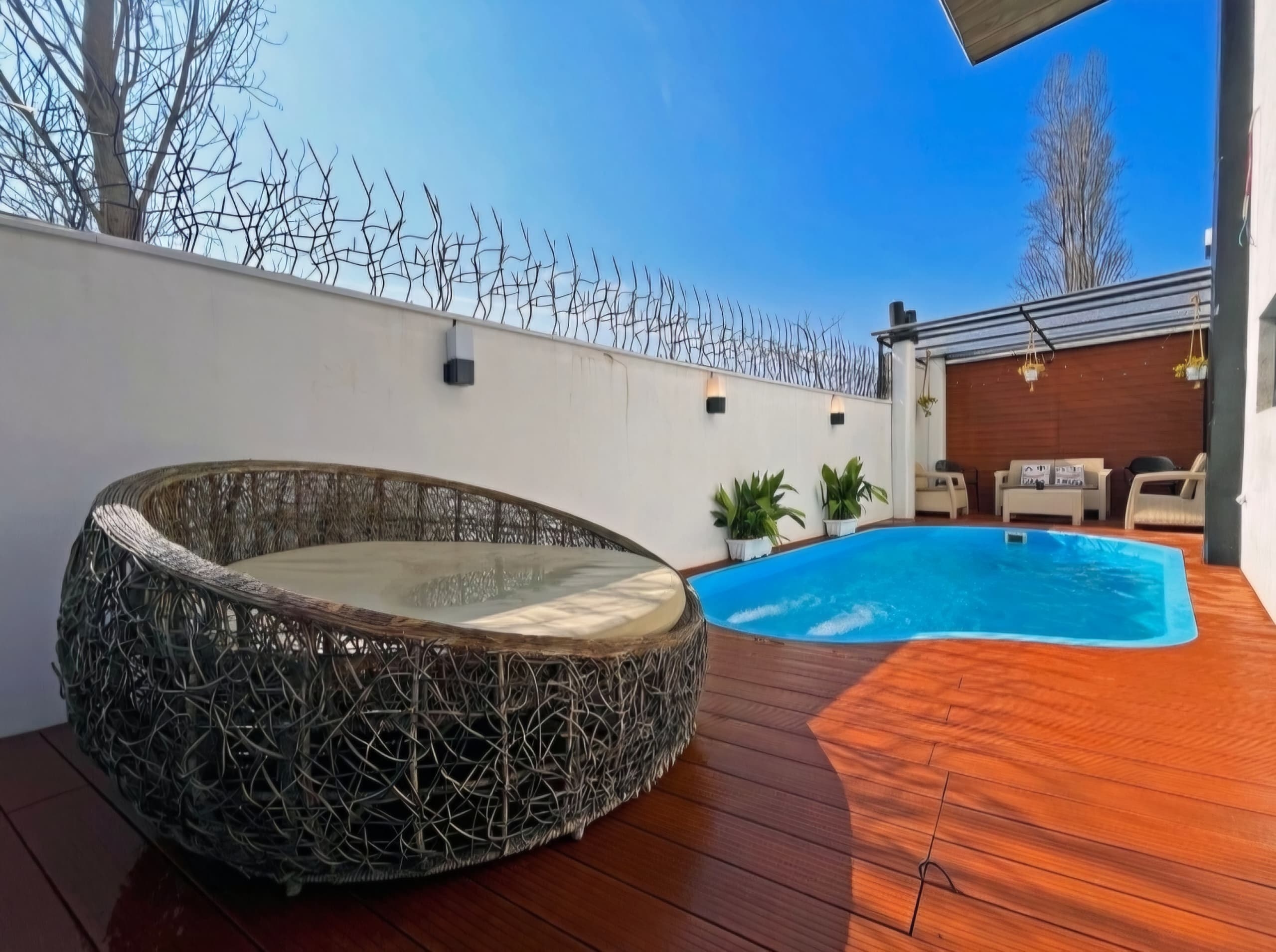 اجاره ویلا با استخر روباز آبگرم در هچیرود چالوس- بوستان