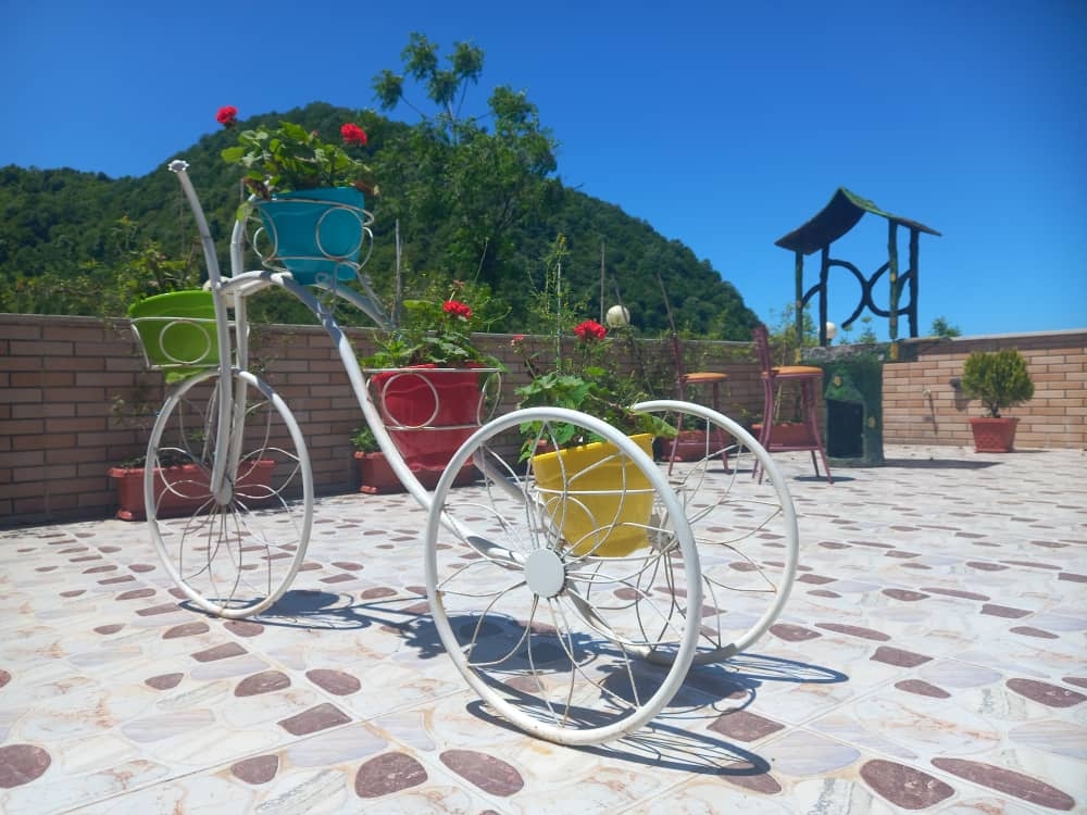 اجاره ویلا با استخر آبگرم در سفید تمشک - روستای گوهر سرا