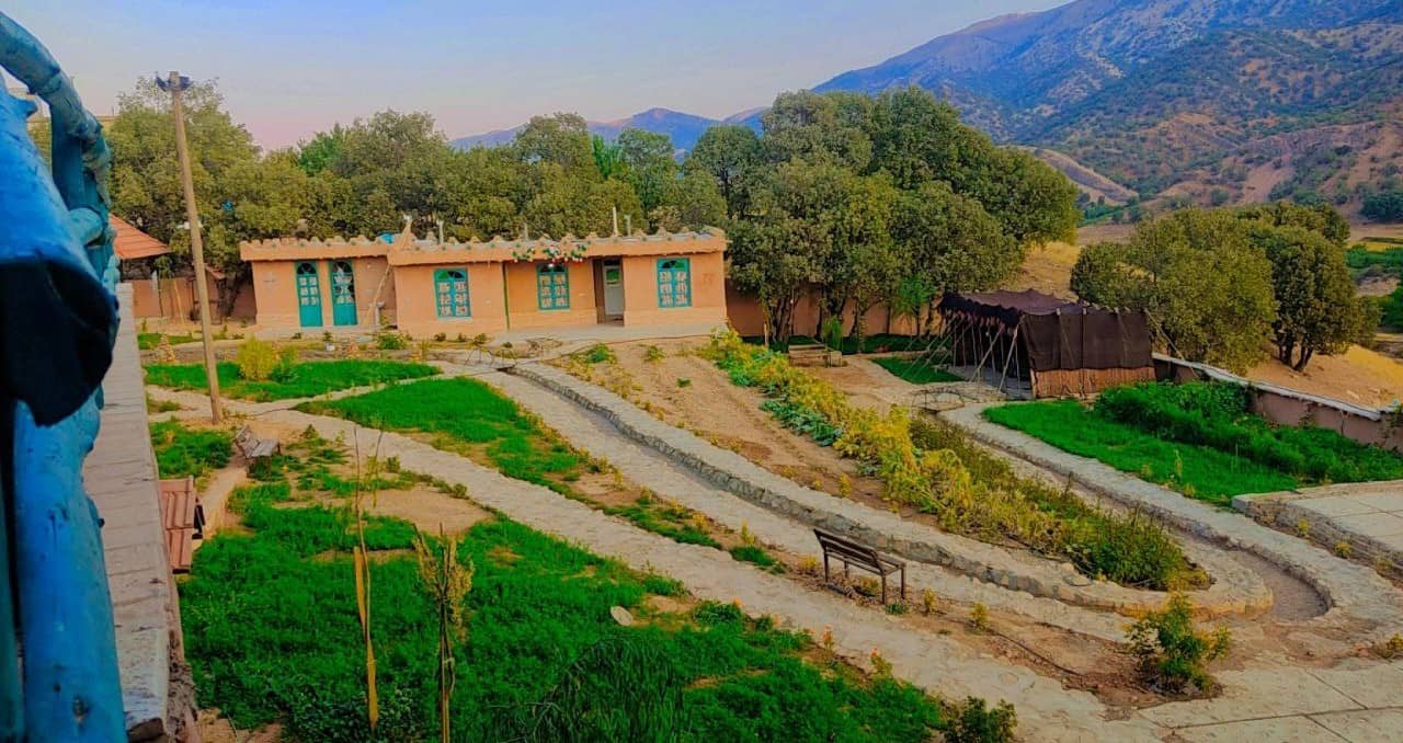 اجاره اتاق بومگردی در روستای شیرمحمدی کامفیروز - اتاق 25 متری