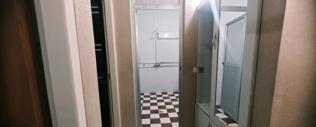 اجاره آپارتمان دوخوابه در تبریز - طبقه اول سالن