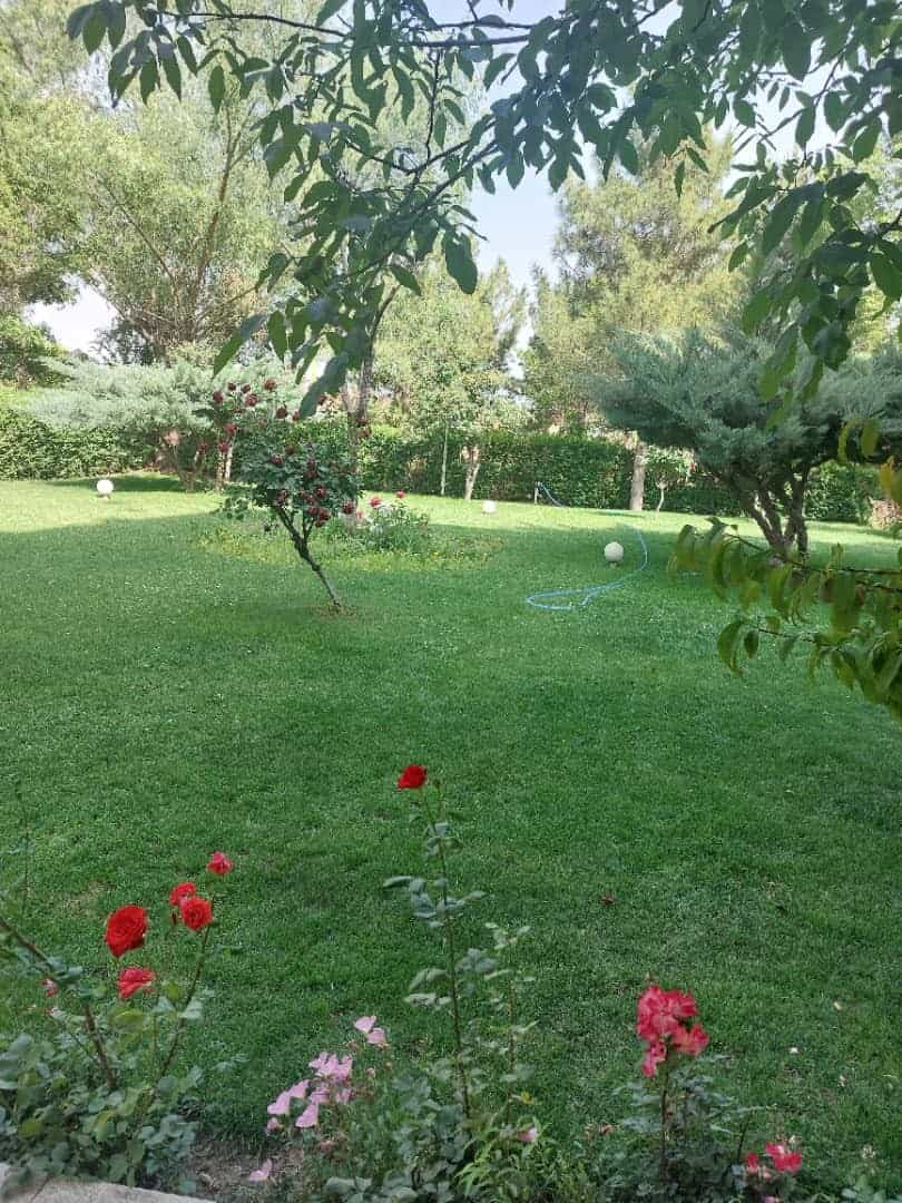 اجاره ویلا تفریحی دو خوابه  در ریحان دهکده چادگان-زیر همکف 120 متری