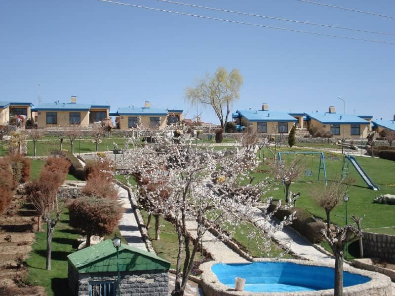 اجاره ویلا در دهکده زاینده رود چادگان