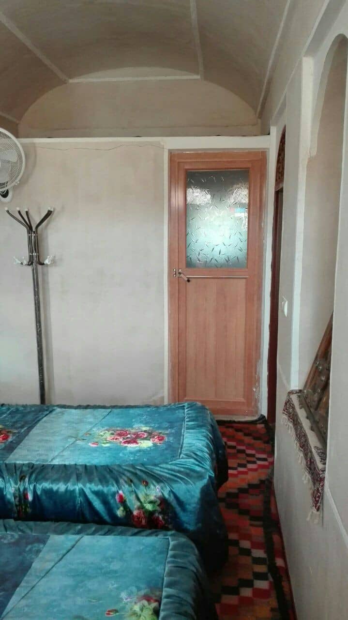 اجاره اقامتگاه بومگردی در امامزاده یحیی زواره