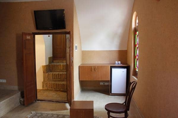 اجاره سوئیت سنتی دو تخته در یزد - آریوبرزن