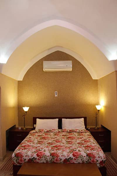 اجاره سوئیت سنتی در یزد - آذرمیدخت