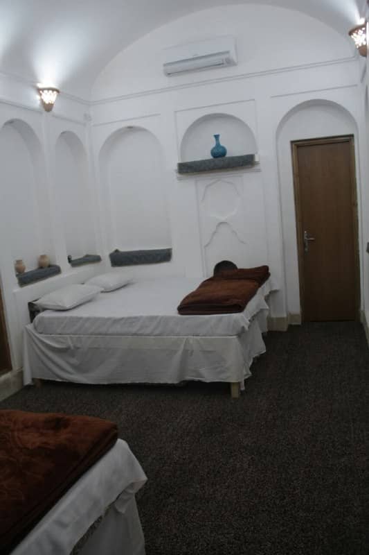 اجاره اقامتگاه بومگردی سنتی در اردکان یزد-هشتی