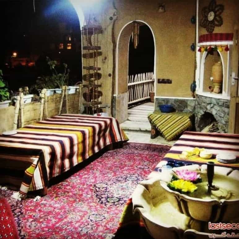 اجاره خانه روستای در برزک کاشان  - بادام