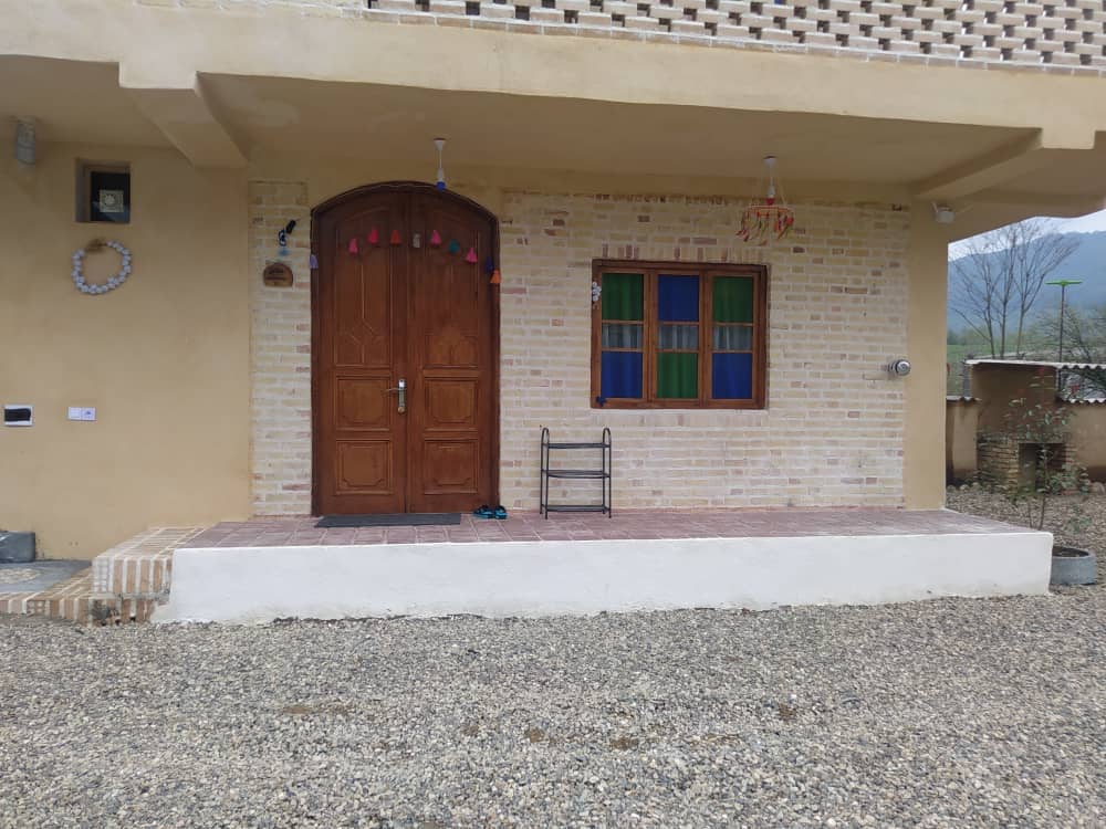 اجاره سوئیت سنتی کوهستانی قلعه چه مینودشت - شقایق