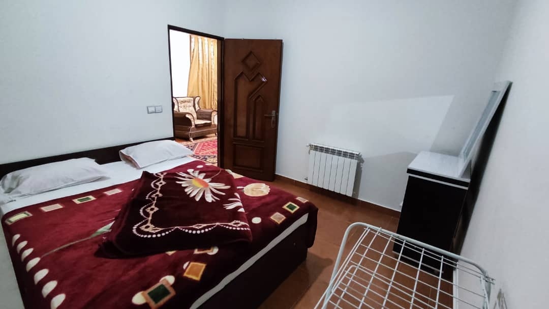 اجاره آپارتمان شیک در طالقانی سرعین-دوخواب چهارتخته