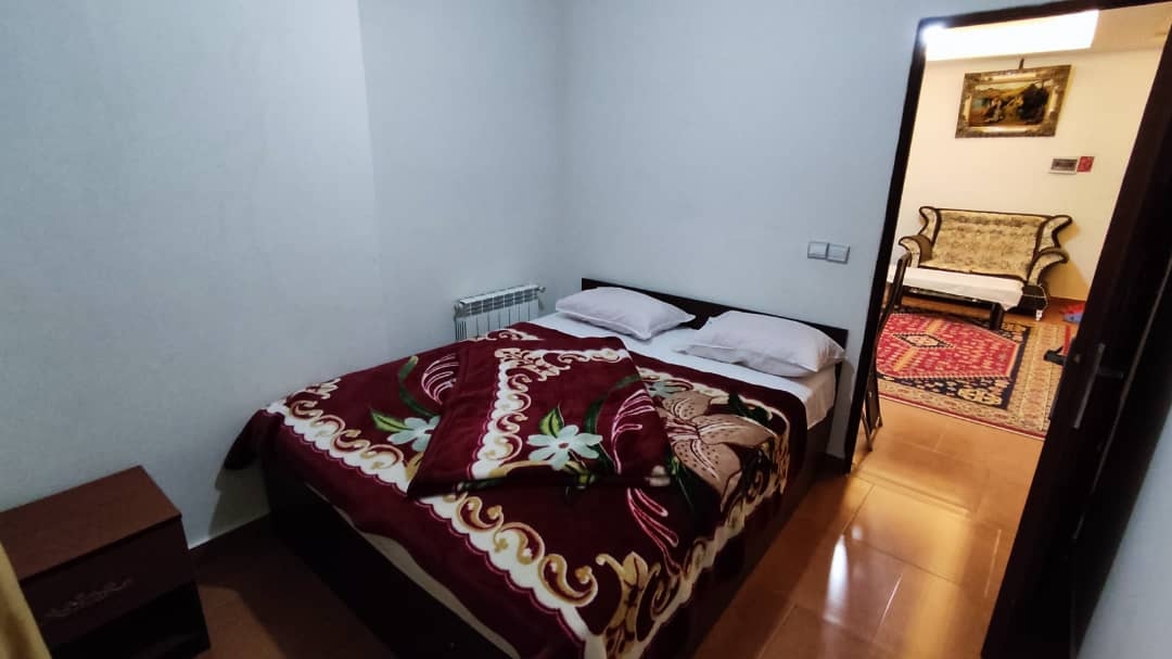 اجاره آپارتمان شیک در طالقانی سرعین-دوخواب چهارتخته