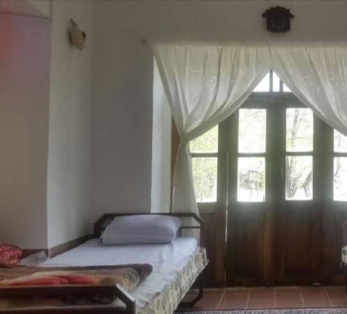 اجاره اتاق سه تخته در ساحلی قمصر - نسترن