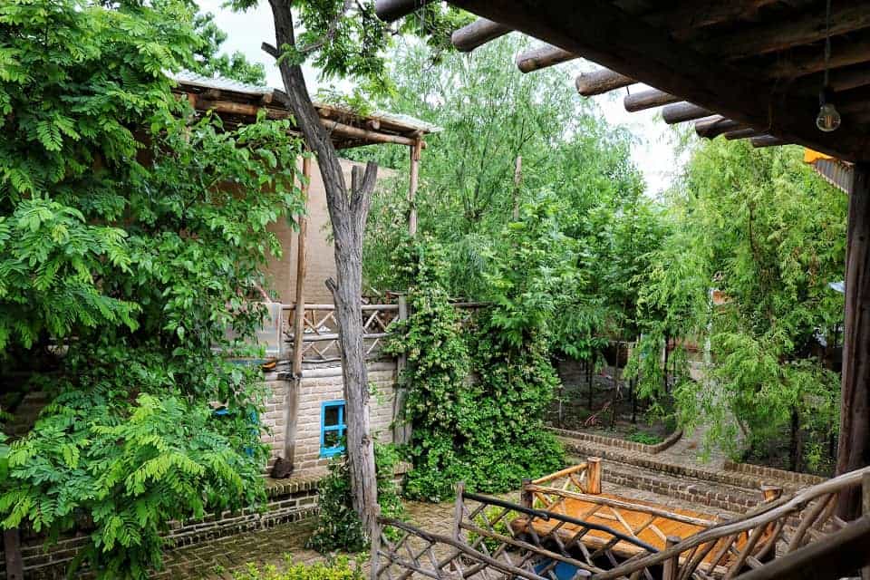 اجاره اقامتگاه سنتی در حصار سرخ مشهد - اتاق پری