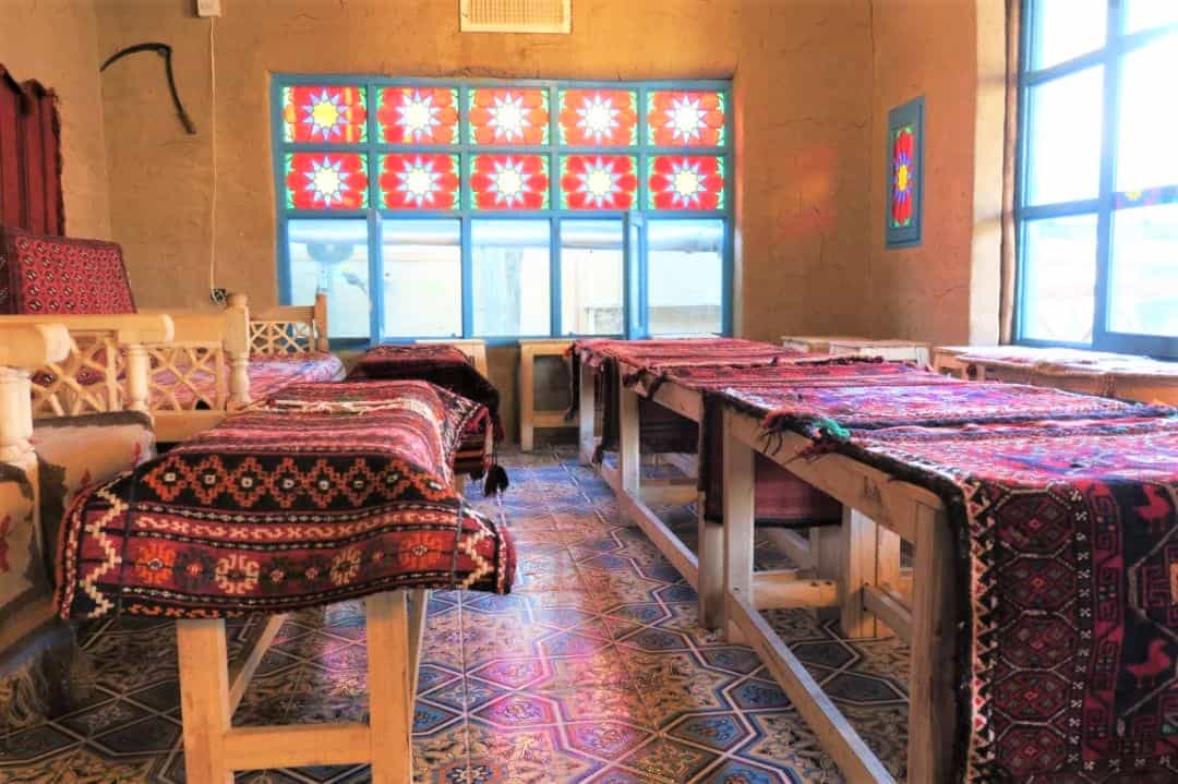 اجاره اقامتگاه سنتی در حصار سرخ مشهد - اتاق پری