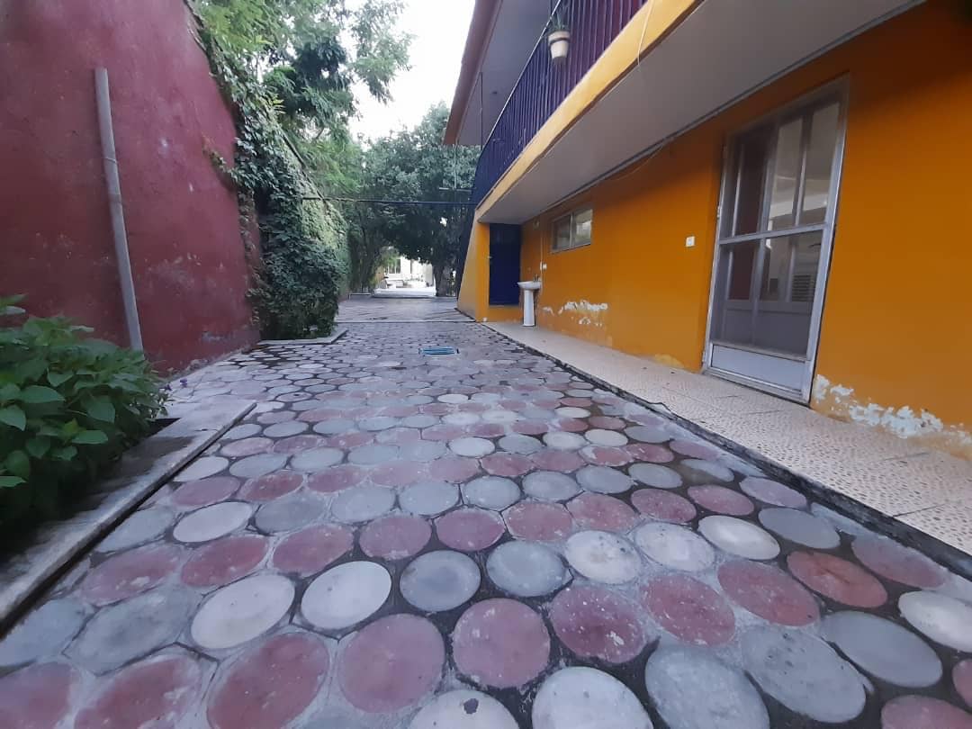 اجاره ویلا استخردار کنار رودخانه در اردل باغ بهادران