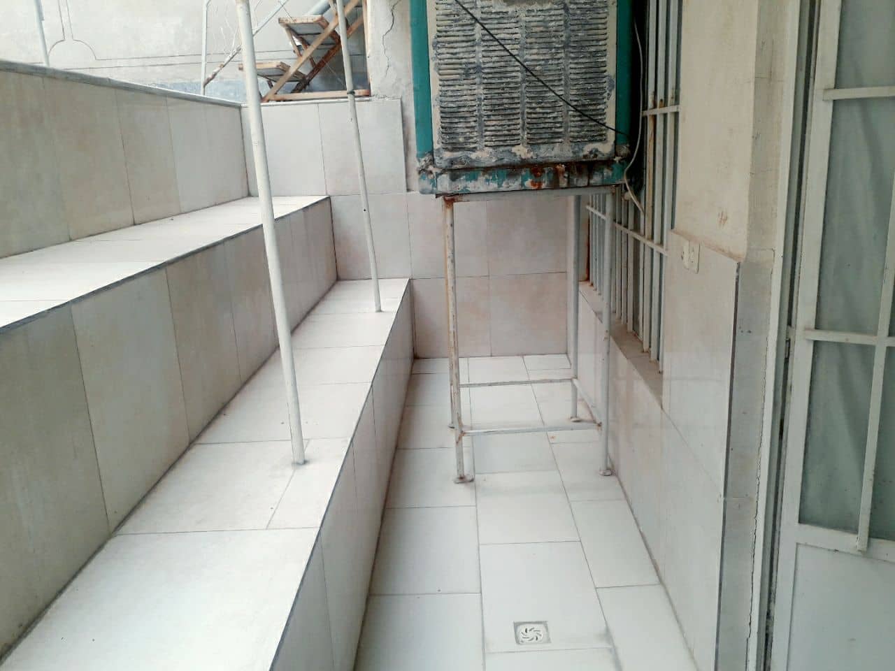 اجاره خانه مبله در میدان ولیعصر کاشان - کاشانه سه