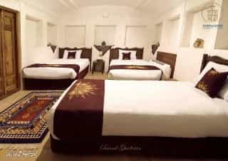 اجاره اقامتگاه گردشگری در محله آقازاده ابرکوه - اتاق vip بادگیر