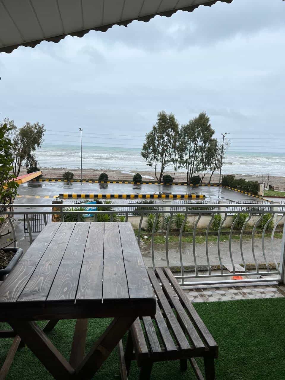 اجاره ویلا ساحلی شیک در شهیدرجایی رامسر