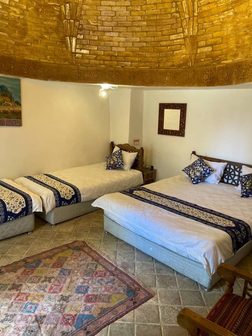 اجاره هتل در انقلاب زنجان - 4 تخته طبقه اول