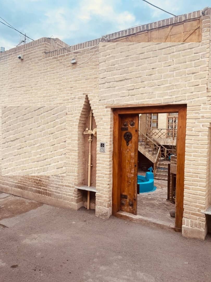 اجاره هتل سنتی در انقلاب زنجان - چهارتخته همکف