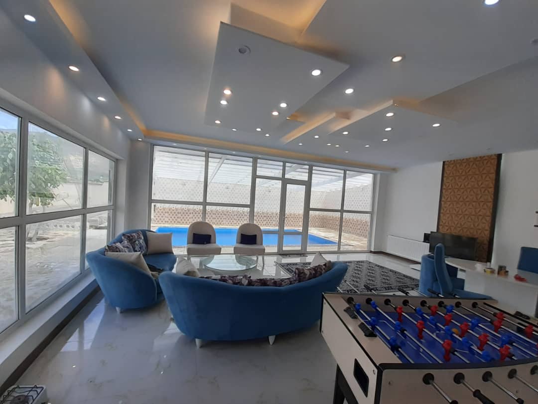 اجاره ویلا با استخر سرپوشیده در چناران کردان