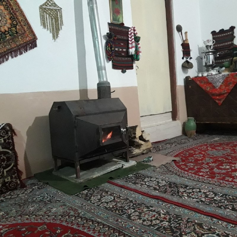 اجاره بومگردی سنتی در شفت _ اتاق 1