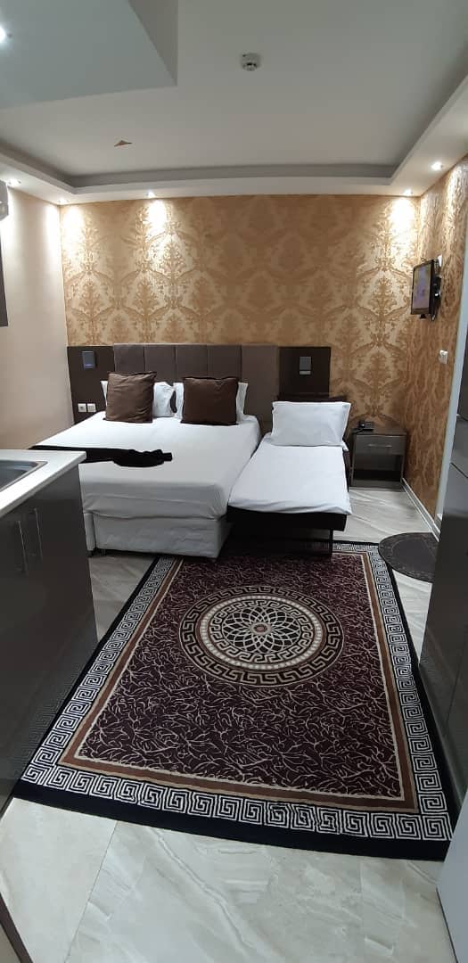 اجاره هتل آپارتمان سه تخته در بازار رضا مشهد