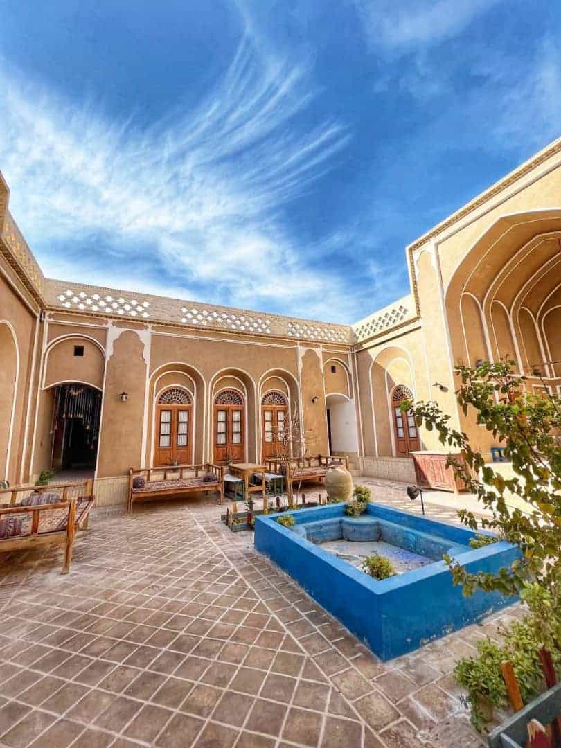 اجاره اقامتگاه سنتی در اردکان یزد