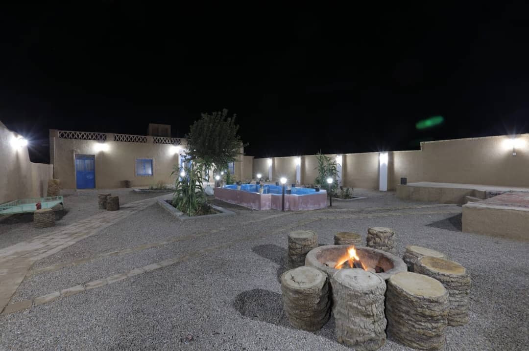 اجاره اقامتگاه سنتی در حسن آباد طبس