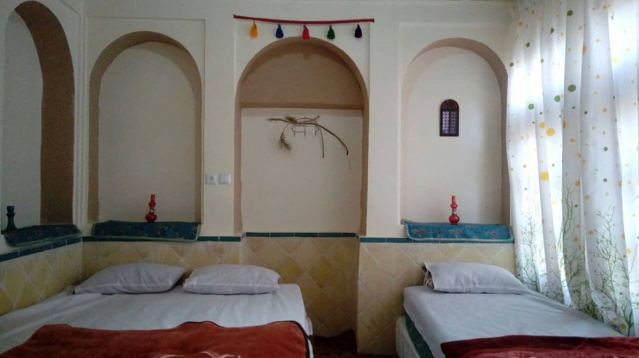 اجاره اتاق بوم گردی در یزد - اتاق6( سه تخته)