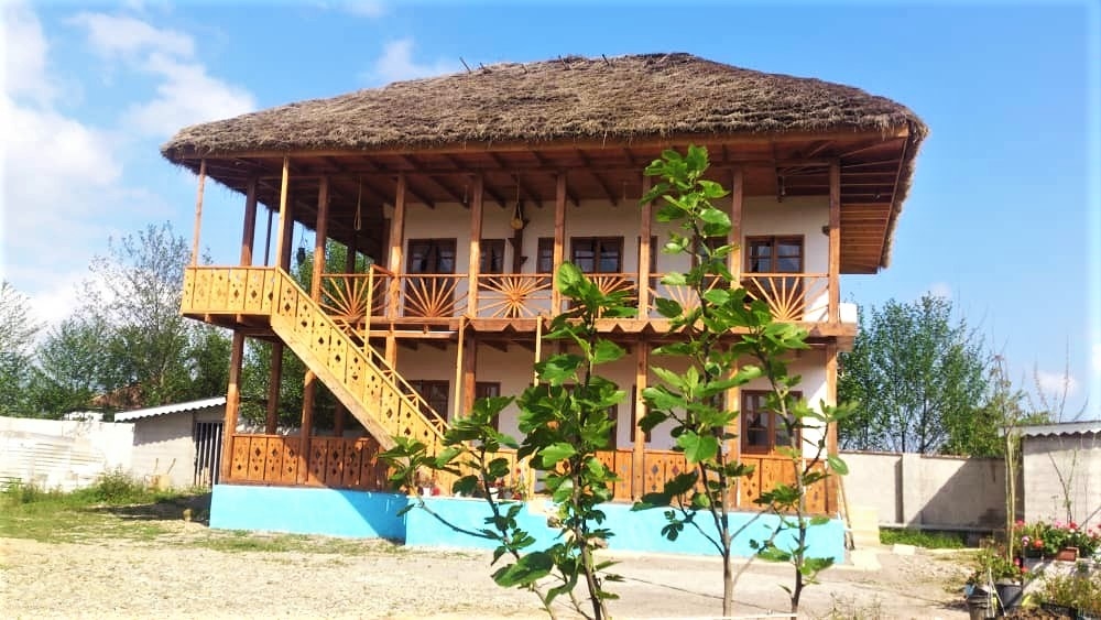 اجاره اتاق سنتی در چالکسر ماسال - 1