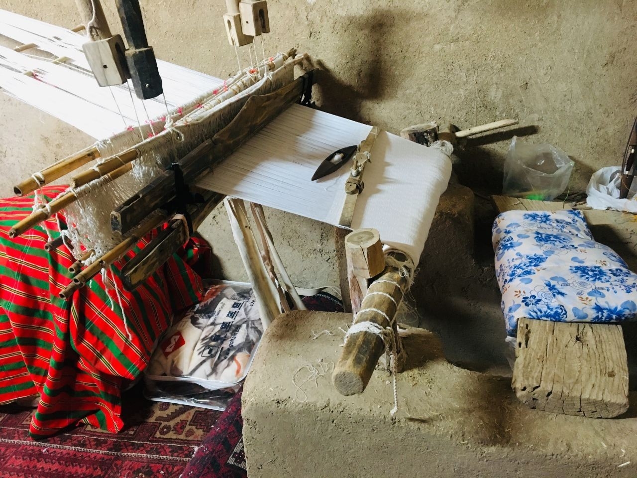 اجاره اقامتگاه بومگردی در ایور کاشمر