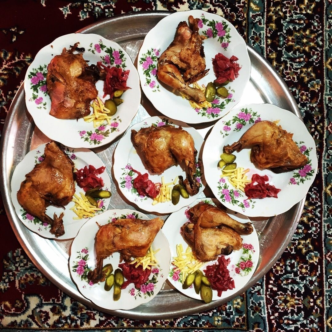 اجاره اقامتگاه بومگردی در ایور ریوش - کاشمر