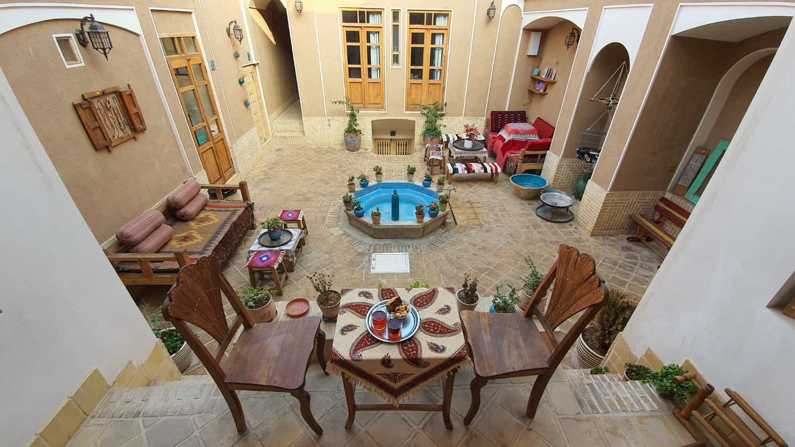 اجاره اقامتگاه بومگردی در کاشان  - سرداب