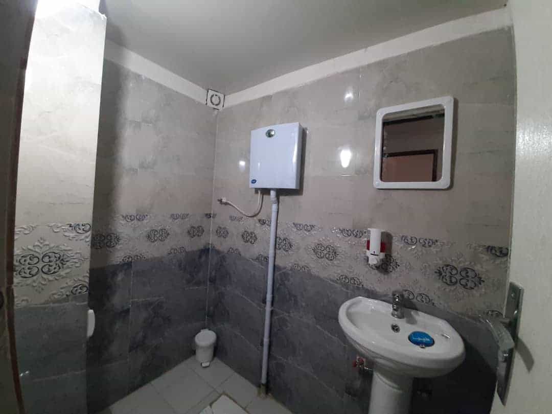 اجاره آپارتمان در آرامگاه بابا طاهر همدان-دو خوابه طبقه اول