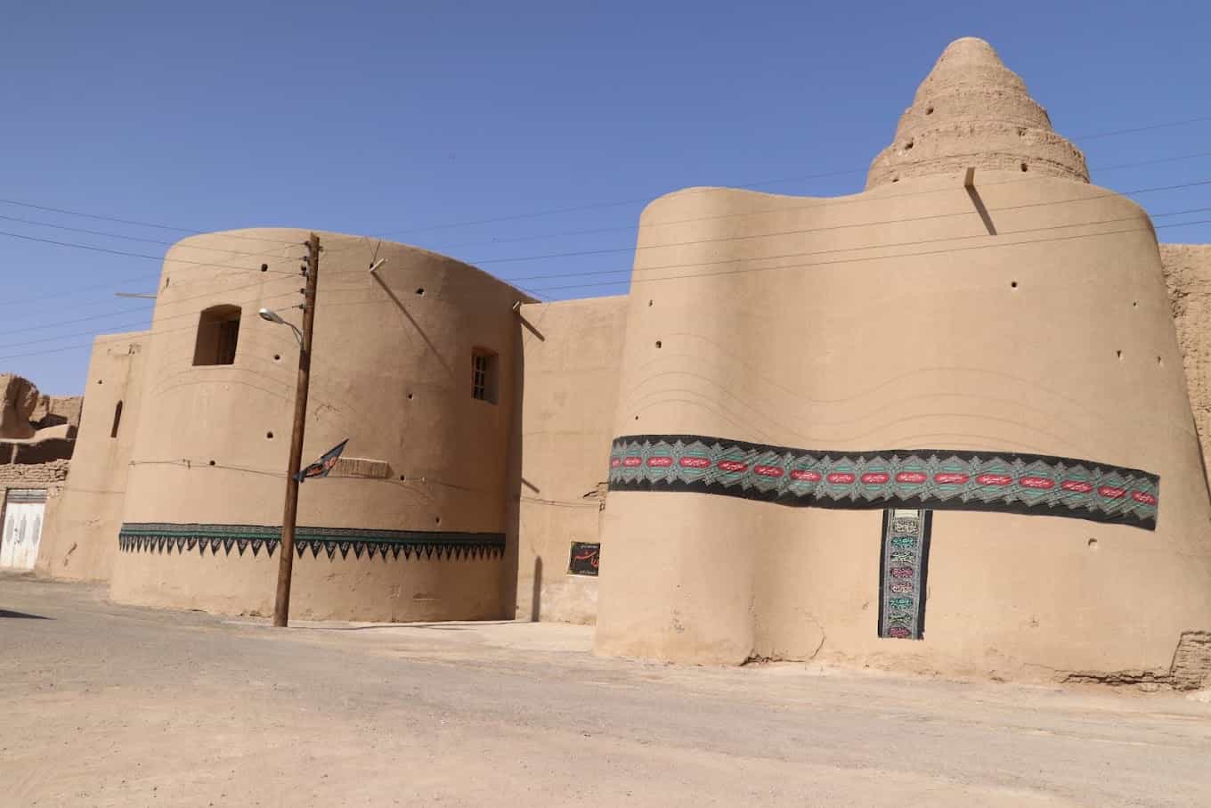 اجاره اتاق سنتی نزدیک به کویر در جندق اصفهان - 5نفره