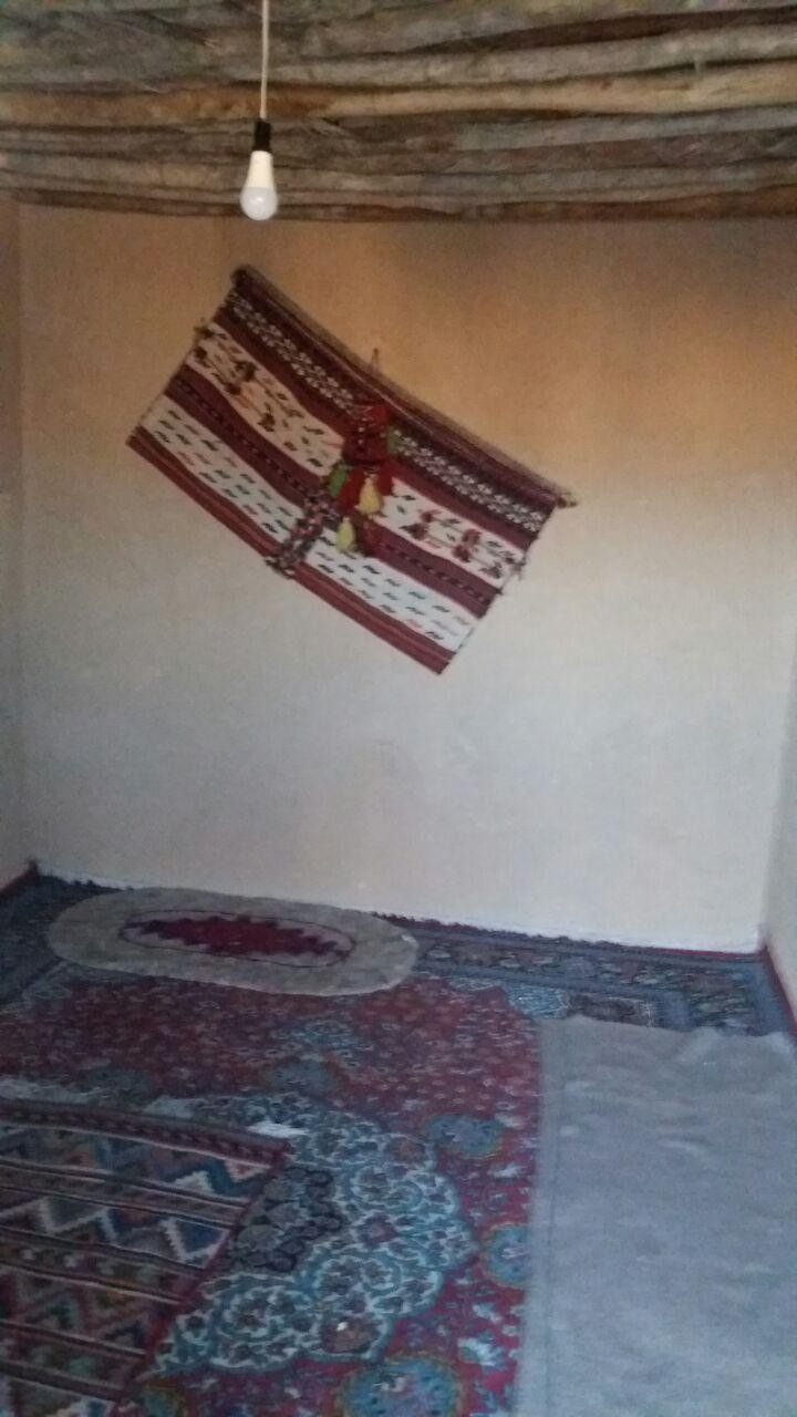اجاره اقامتگاه بومگردی در قصر یعقوب خرم بید _اتاق 3