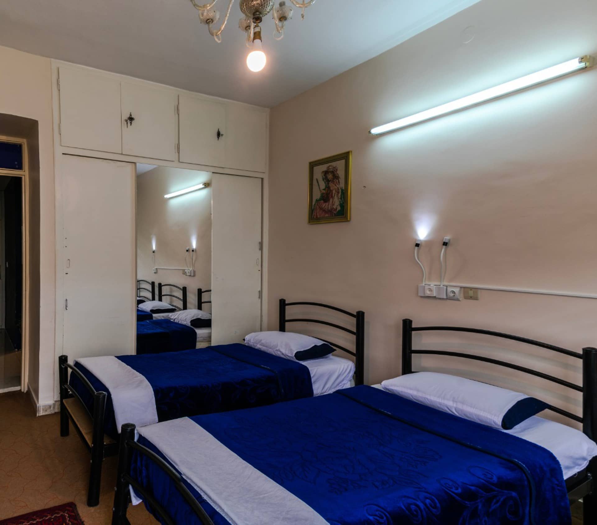 اجاره اتاق سه تخته در بزرگمهر اصفهان