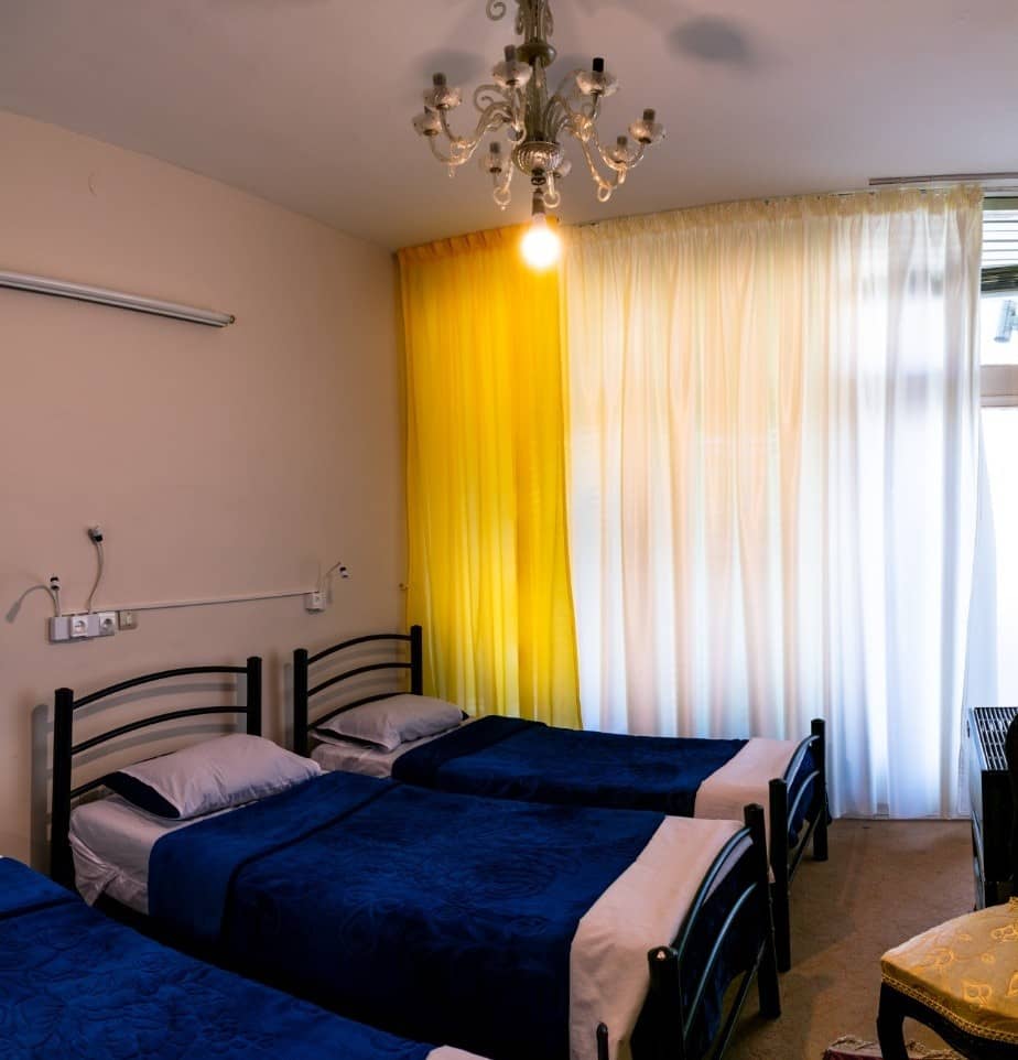 اجاره اتاق سه تخته در بزرگمهر اصفهان