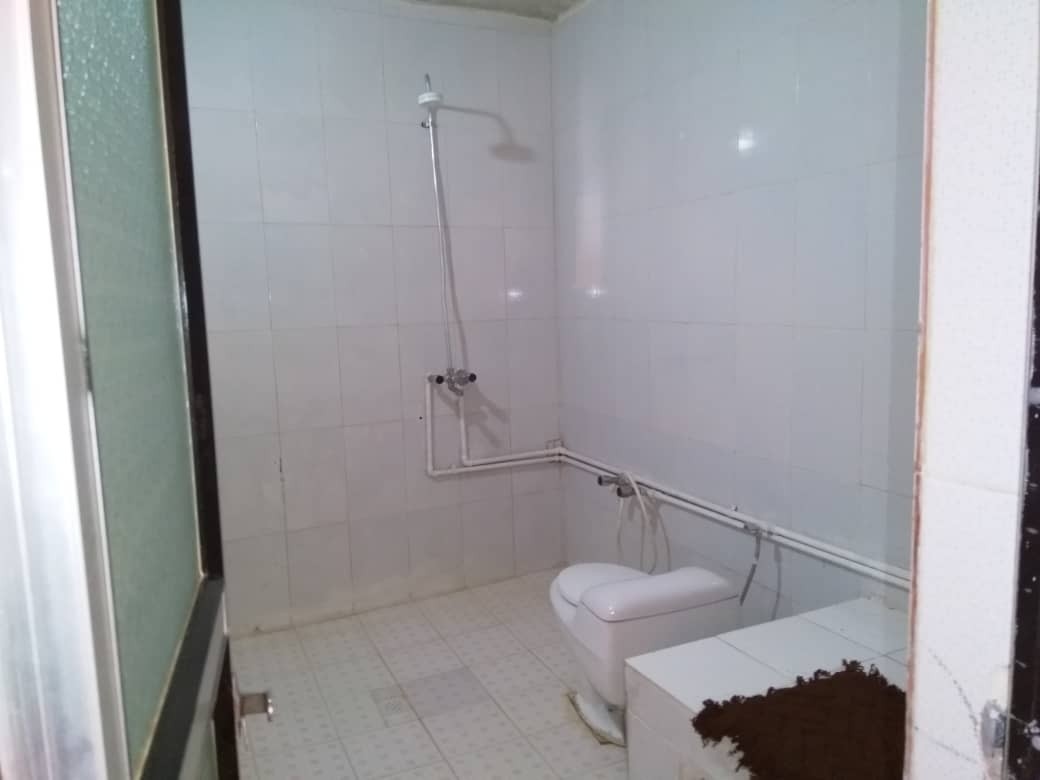 اجاره خانه ویلایی سه خوابه در خیابان مولوی سمیرم-همکف