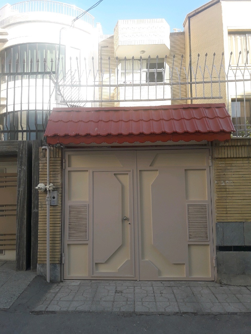 اجاره منزل مبله یکخواب در اعتصامی اصفهان