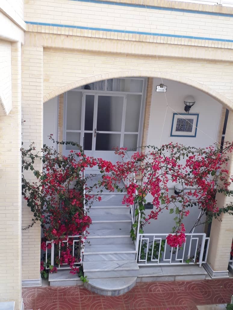 اجاره اتاق سنتی در بعثت یزد - نگارستان