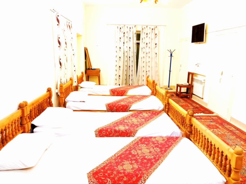 اجاره اتاق سنتی در بعثت یزد - نگارستان