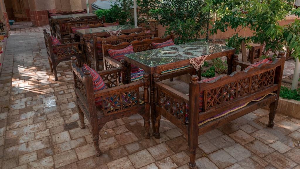 اجاره خانه سنتی در همت شهرضا 3نفره- اتاق2