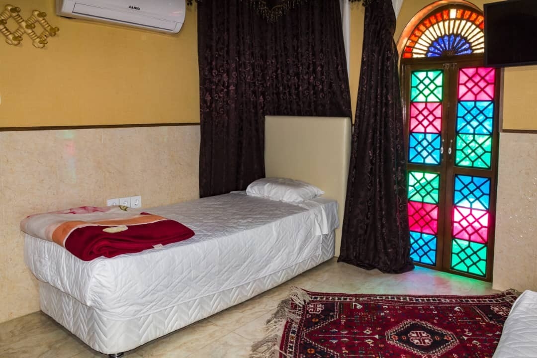 اجاره هتل آپارتمان ارزان در شیراز-405