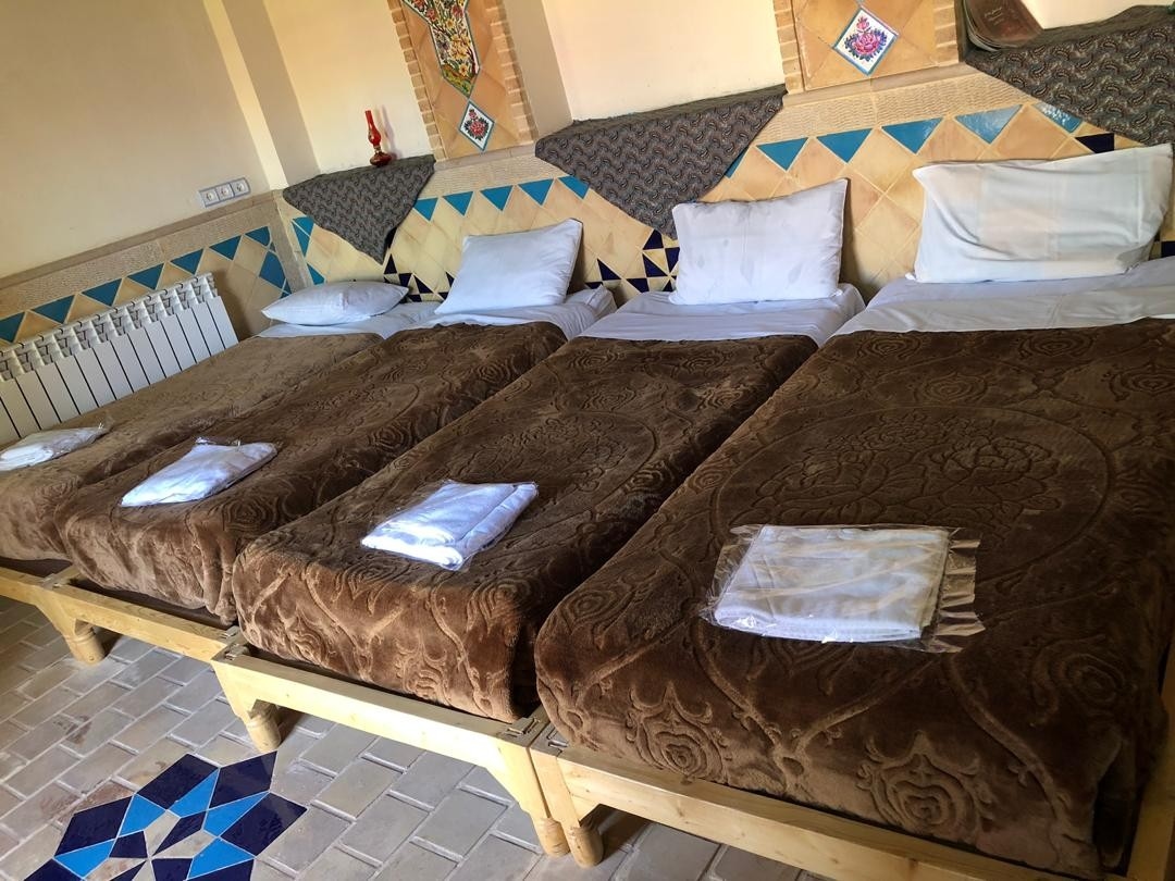 اجاره هتل سنتی نزدیک شاهچراغ شیراز - سیرا 7