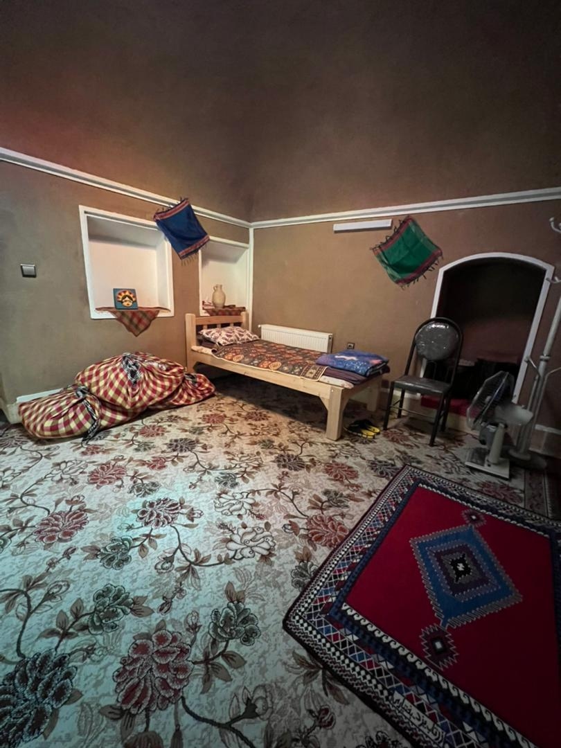 اجاره اقامتگاه بومگردی اردیبهشت در شاهدیه یزد