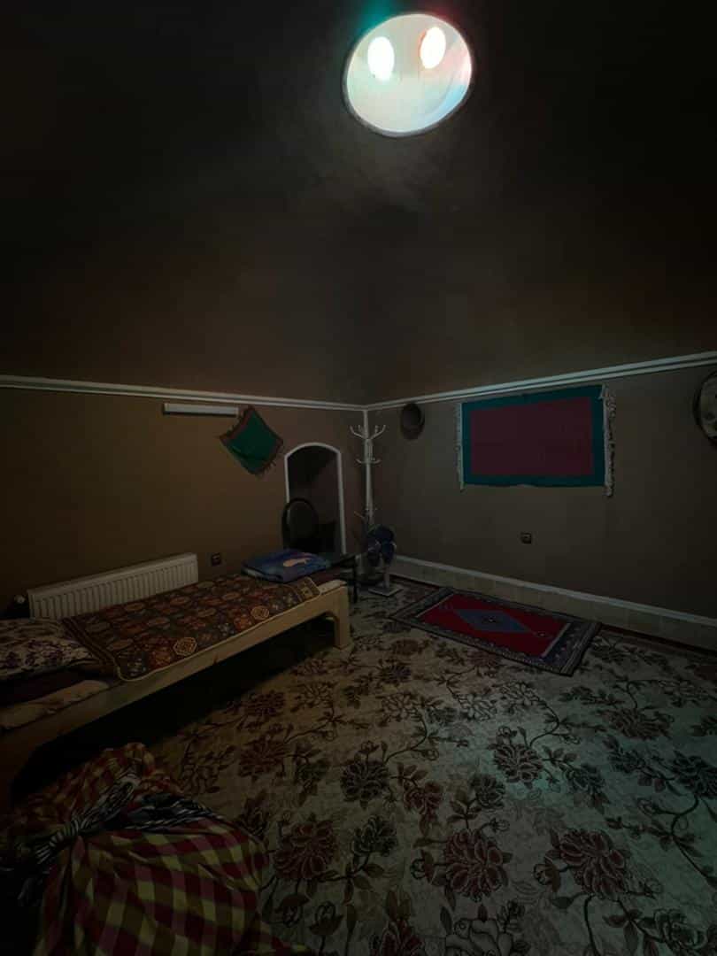 اجاره اقامتگاه بومگردی سنتی آذر در شاهدیه یزد