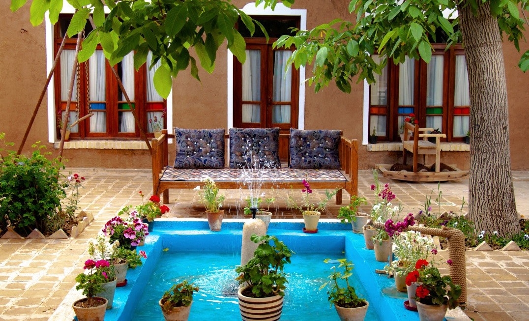 اجاره بومگردی سنتی در شهدا اقلید - گوشواره