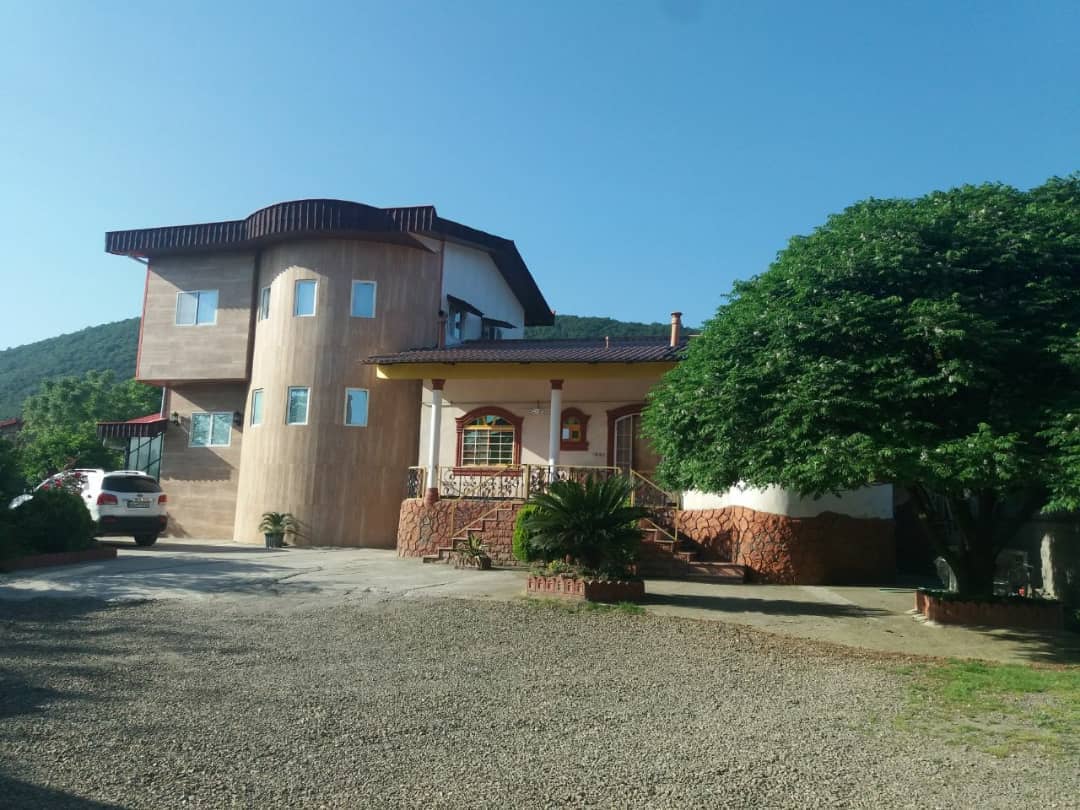 اجاره ویلا جنگلی با استخرسر پوشیده سد زوات چالوس